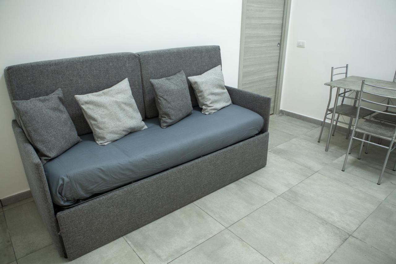 Apartamento Na' Stanza In Piazza Nápoles Exterior foto
