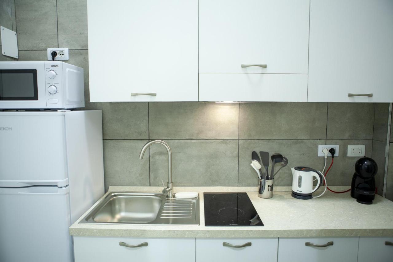 Apartamento Na' Stanza In Piazza Nápoles Exterior foto